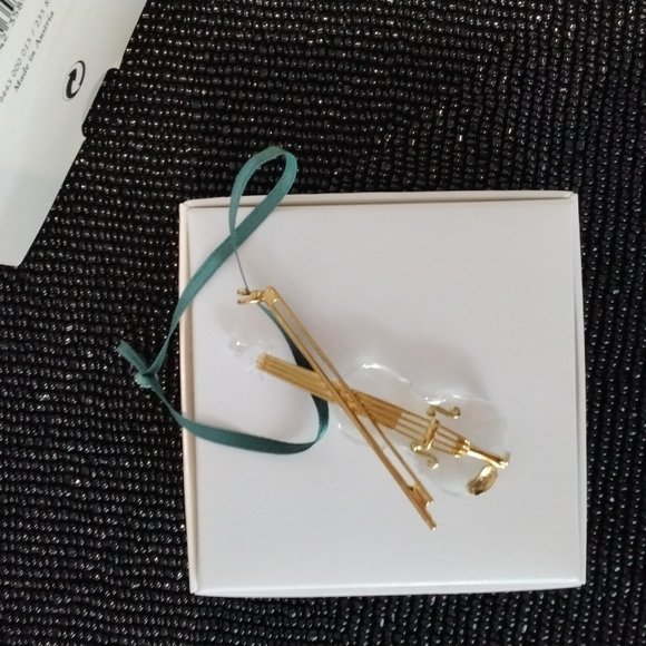 Swarovski crystal violin ornament (#235895) - Picture 3 of 5
